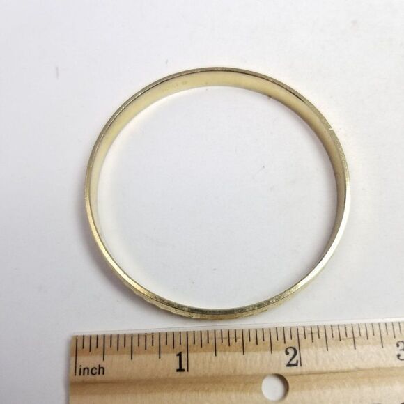 Vintage Monet Gold Tone Etched Design Bangle Bracelet, Stacking, Estate, Signed - Picture 4 of 6